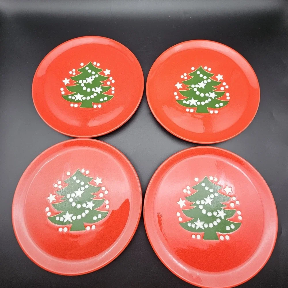 4 Waechtersbach Christmas Tree Red Salad/Dessert Plate 7-3/4